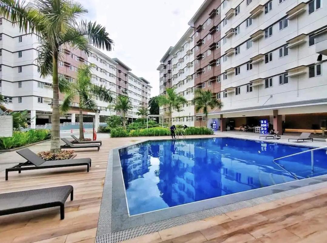 Staycation Ni Inday Trece Martires Exteriör bild
